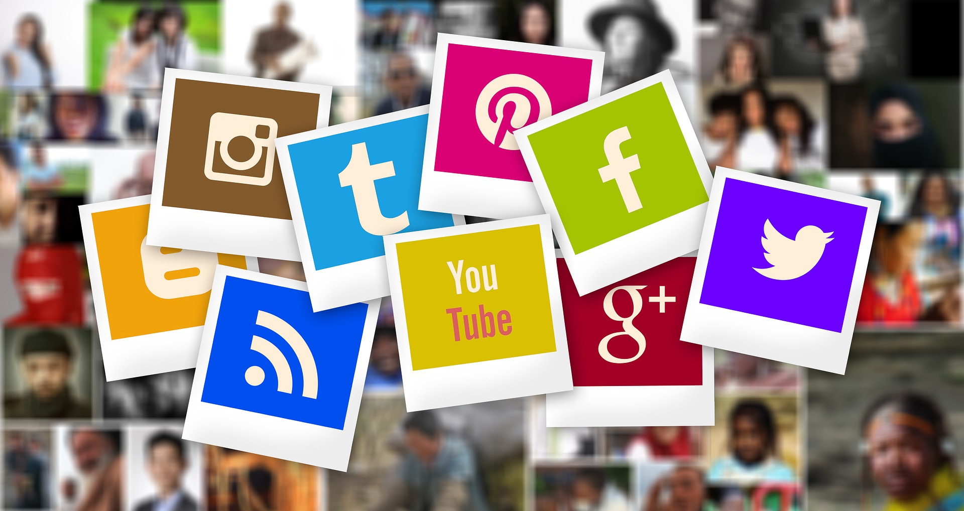 displaying-all-social-media-icons-facebook-twitter-linkedin